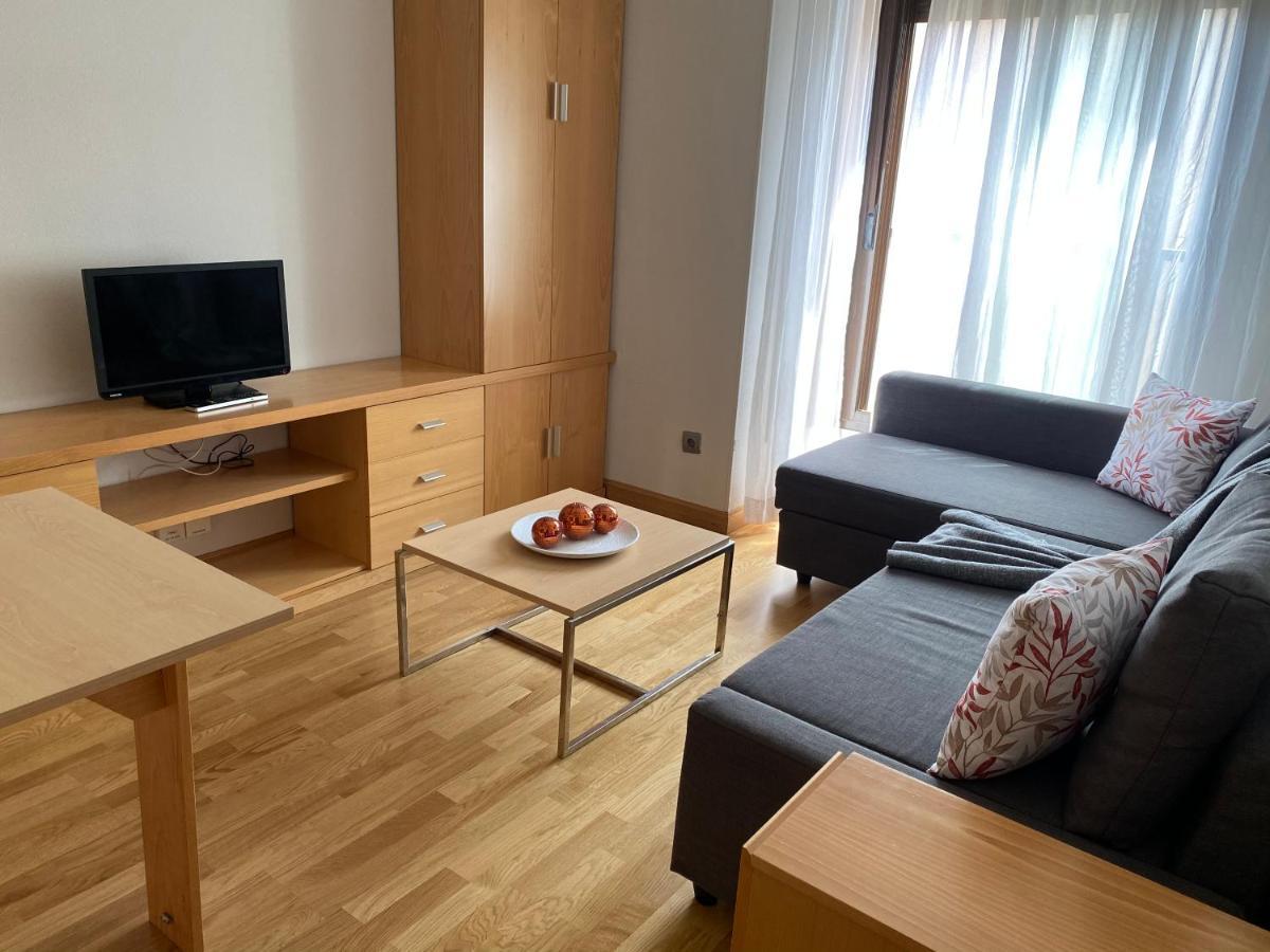 Apartment Close To Airport, Ifema Madrid Buitenkant foto