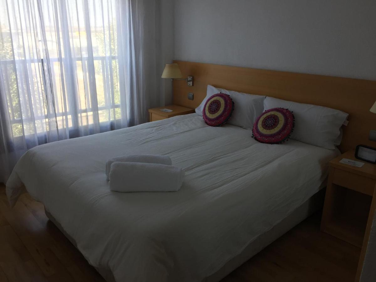 Apartment Close To Airport, Ifema Madrid Buitenkant foto